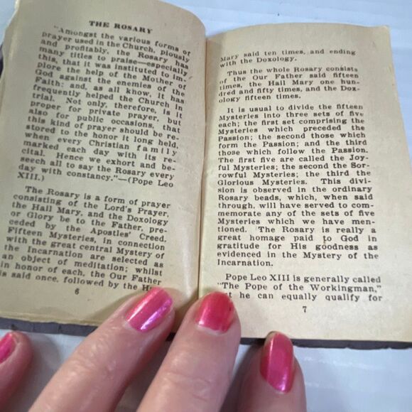 Antique booklet “ The Rosary. It’s History and use”1921. - Picture 8 of 10
